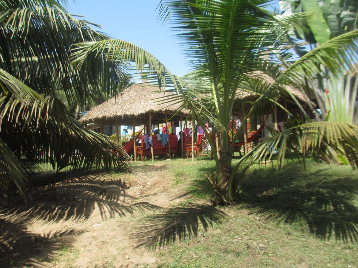 Jah Mighty Love Land Hotel Winneba Exterior photo